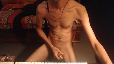 Your Man online show from November 21, 7:39 am