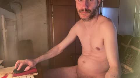 kissofbanned1983 online show from April 18, 3:58 pm