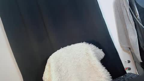 kissykittenx_ online show from April 13, 11:36 am