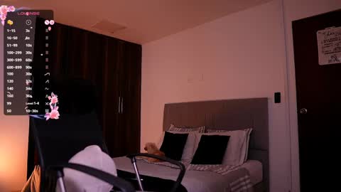    online show from February 10, 1:03 am