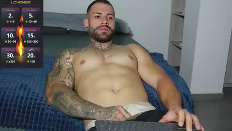 Snapshot of kite__ chatting on October 23, 2:02 am kite__ online show from October 23, 2:02 am