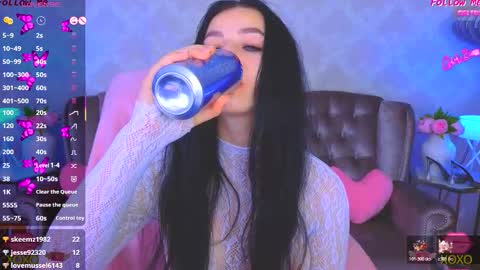 kitness online show from March 8, 3:21 am