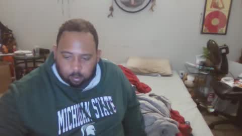 Kitten and rebellious online show from February 10, 4:58 pm