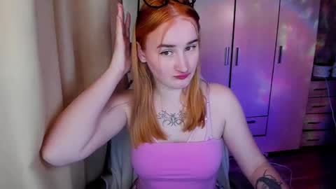 kitten_sun online show from May 8, 1:44 am