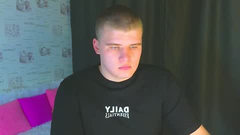 Snapshot of kittenmur chatting on September 23, 11:00 pm Vlad online show from September 23, 11:00 pm