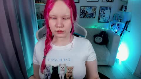 kittenxoann online show from June 5, 5:40 pm