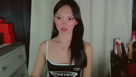 KITTY online show from April 13, 9:52 pm