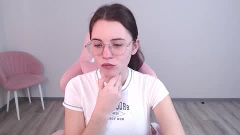 Andrew online show from October 22, 5:21 am