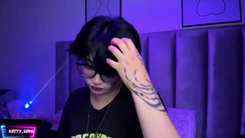 Camila online show from February 3, 2:53 am