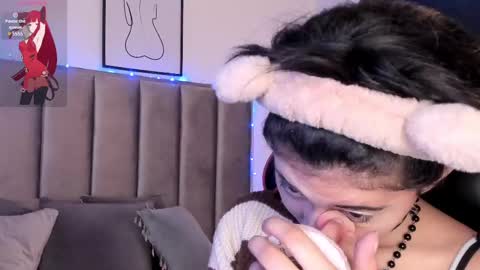 Camila online show from February 26, 2:41 am