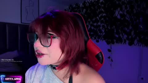 Camila online show from October 15, 2:48 am