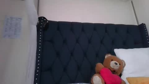 kitty_kerry online show from December 23, 7:36 am