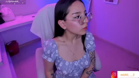 Kitty online show from June 4, 2:39 am