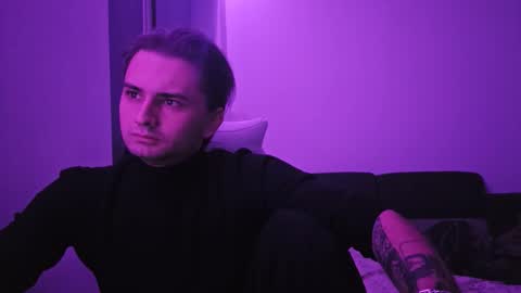 Eliz online show from November 28, 12:40 am