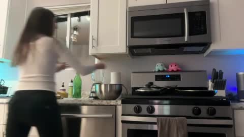 kittypurr79 online show from April 2, 4:42 am