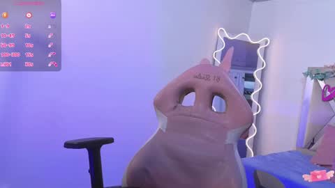 Kitty  online show from March 1, 10:10 pm