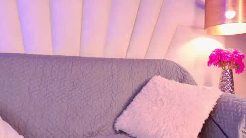 Kitty Hill online show from May 21, 5:36 am