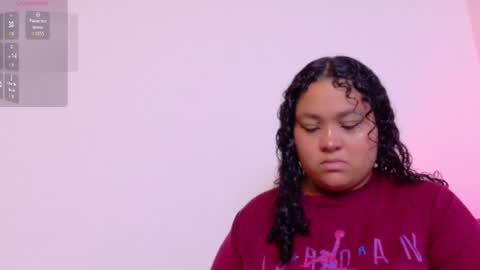 Kitty Hill online show from December 2, 5:15 am