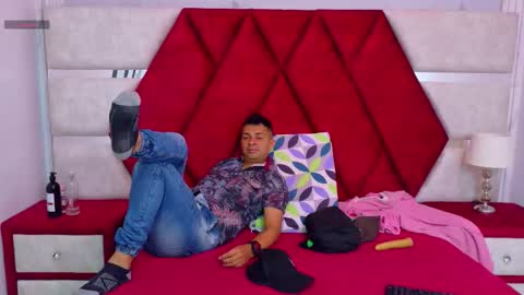 Luisa y Jairo online show from October 28, 12:28 pm