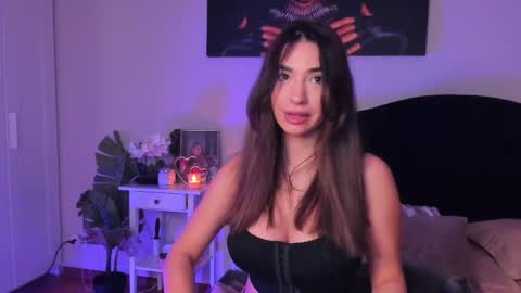 Erika online show from February 10, 4:58 pm