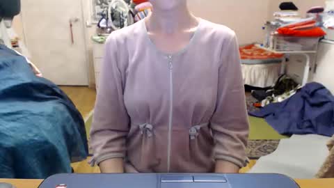 KiuminBerry online show from September 9, 1:00 pm