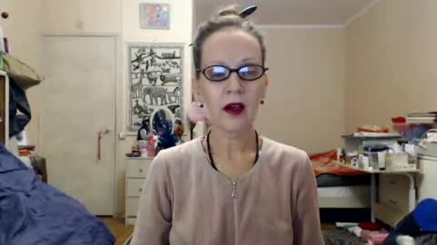 KiuminBerry online show from December 25, 5:47 pm