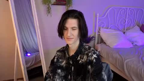 Klaude Jam online show from April 22, 9:00 pm