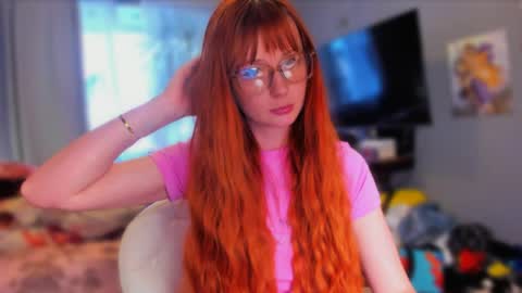 Klementinafanslyklementina6661 online show from June 6, 4:35 pm
