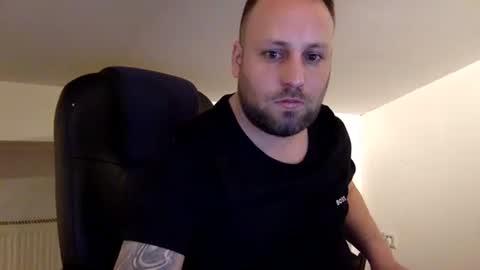 hugo online show from March 22, 1:53 am