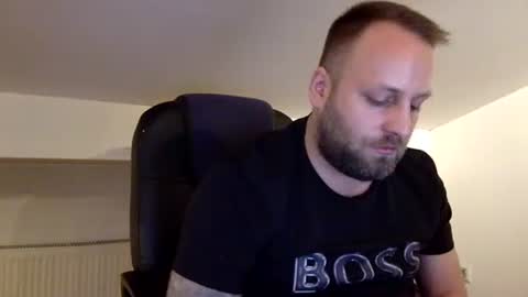 hugo online show from March 29, 2:46 am