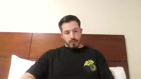 Snapshot of kolombianox chatting on October 17, 3:43 am kolombianox online show from October 17, 3:43 am