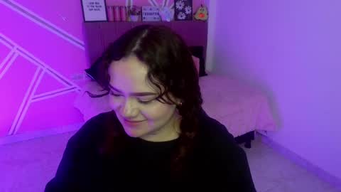 camila online show from April 20, 8:39 am