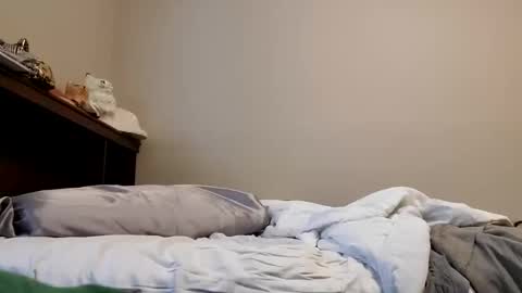 kool970826 online show from March 12, 9:02 am