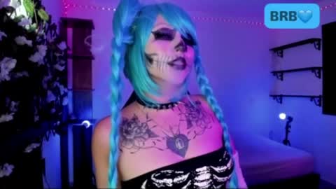 Kora Red online show from April 15, 8:09 pm