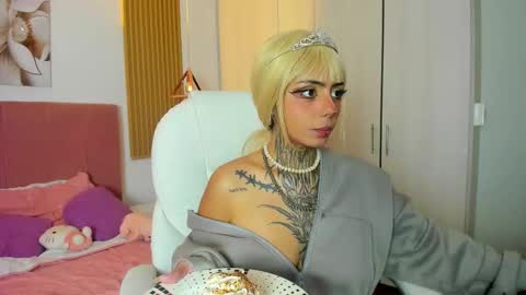 Kora  online show from October 12, 3:48 pm