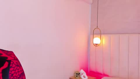 K O S M I C online show from October 31, 1:33 pm