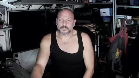 Snapshot of kostasgreek42 chatting on October 24, 7:25 pm Kosta online show from October 24, 7:25 pm