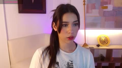 Elizabeth online show from December 22, 12:12 pm