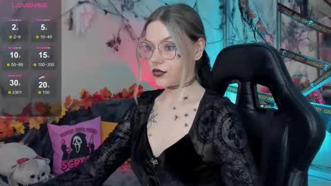 Jess online show from October 24, 4:41 pm