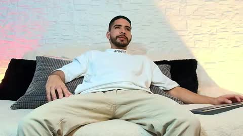 kratoswolf online show from May 16, 8:29 pm