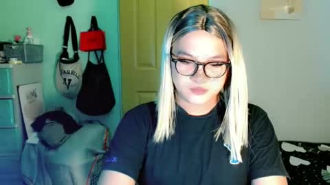 krezikeed online show from April 14, 10:18 am