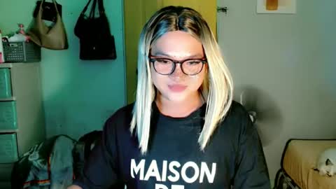 krezikeed online show from April 22, 10:44 am