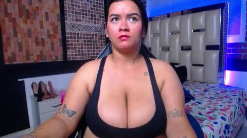 kriss_sweetboobs online show from October 9, 1:27 pm