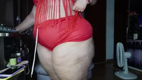 Snapshot of kristenhill1 chatting on November 1, 10:20 pm Kristen online show from November 1, 10:20 pm