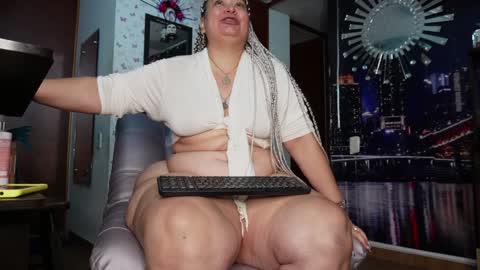 Snapshot of kristenhill1 chatting on December 30, 8:43 am Kristen online show from December 30, 8:43 am