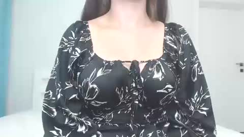 KristenStamen online show from November 9, 3:04 pm