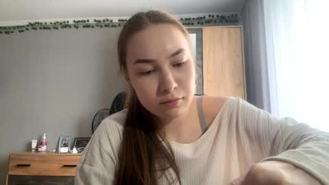 Mila online show from May 12, 12:25 pm