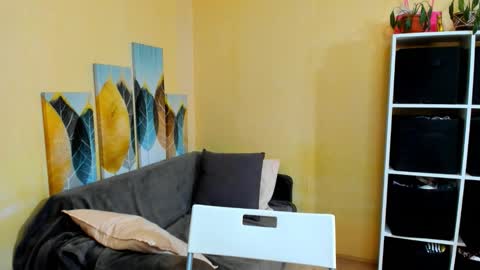 Christina online show from November 8, 7:22 am