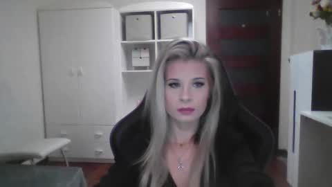 KristineAmore online show from October 7, 7:26 am