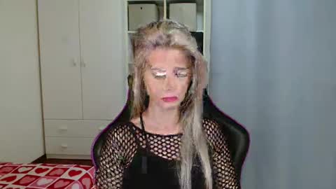 KristineAmore online show from February 6, 7:56 am